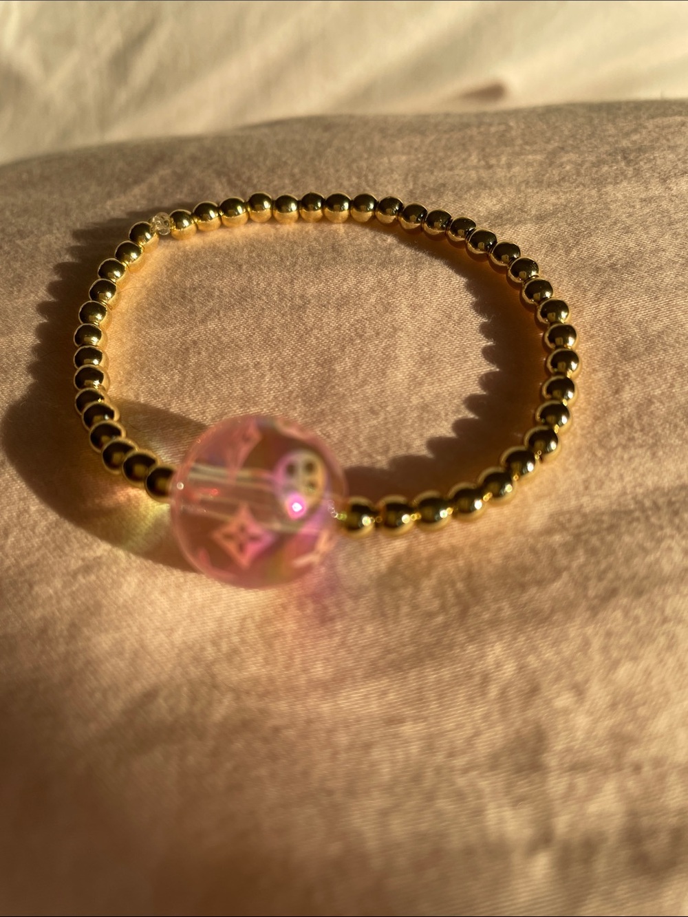 Gold Beaded Bracelet with Pink Accent Bead - Picture 4 of 9